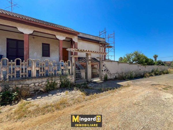 casa indipendente in vendita a Nettuno