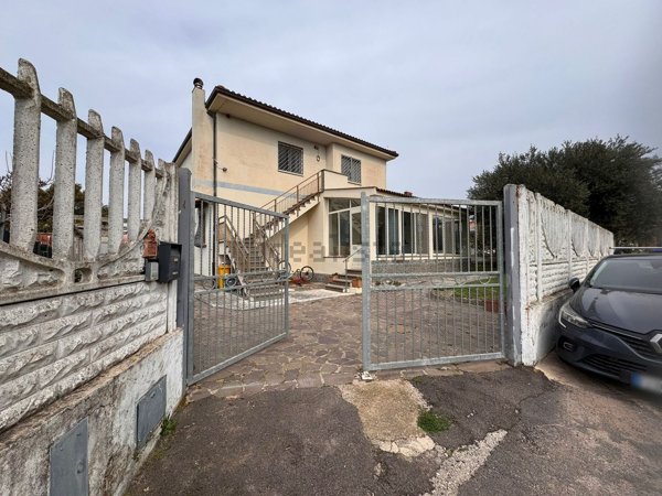 casa indipendente in vendita a Nettuno