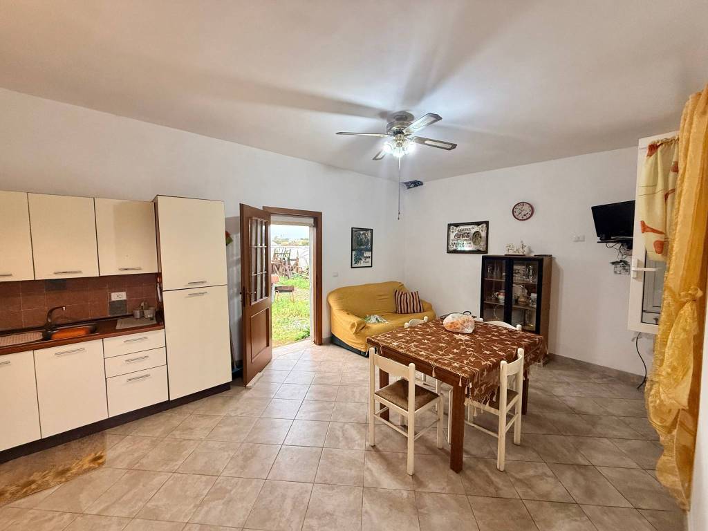 casa indipendente in vendita a Nettuno