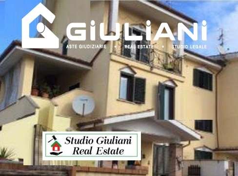 casa indipendente in vendita a Nettuno