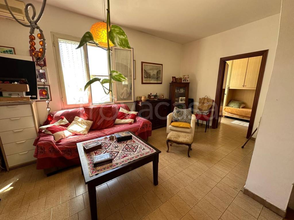 casa indipendente in vendita a Nettuno