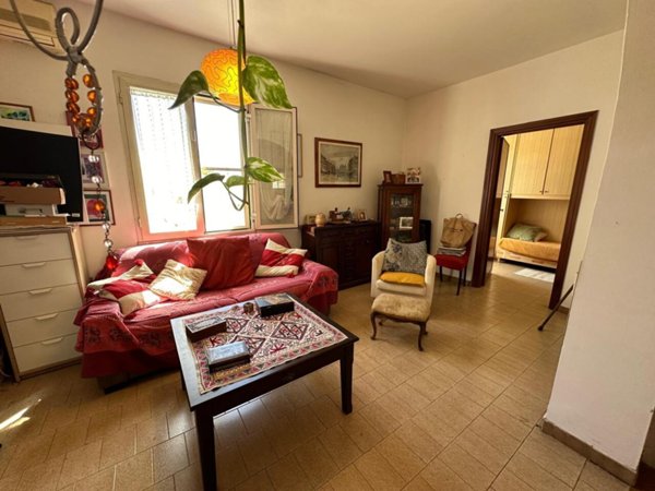 casa indipendente in vendita a Nettuno