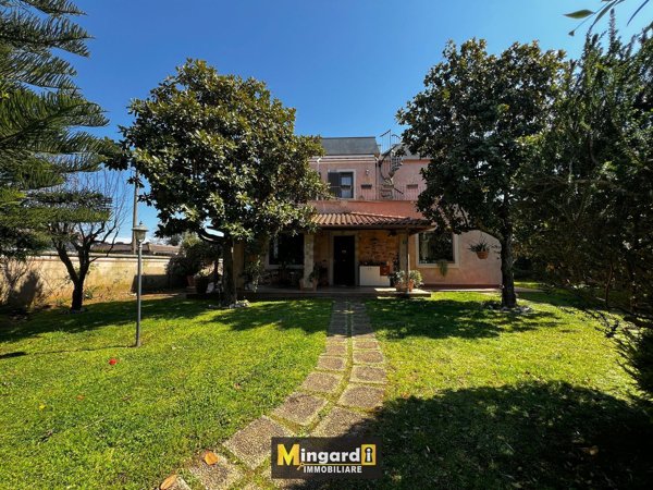 casa indipendente in vendita a Nettuno