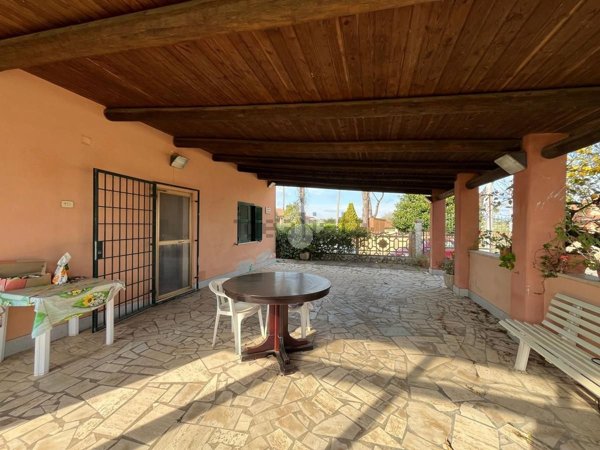 casa indipendente in vendita a Nettuno