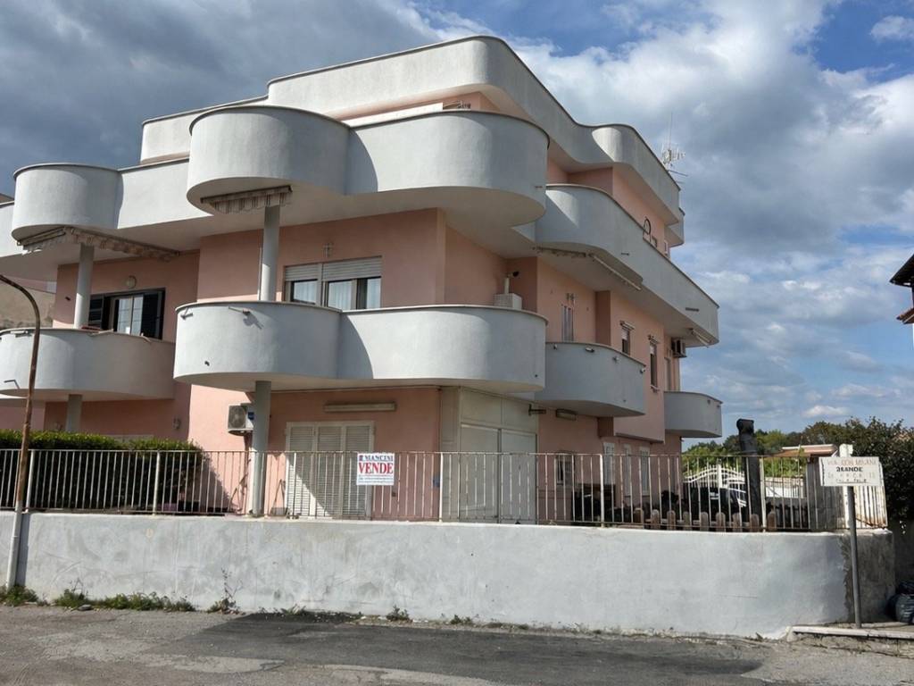 appartamento in vendita a Nettuno