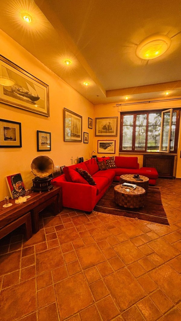 casa indipendente in vendita a Nettuno