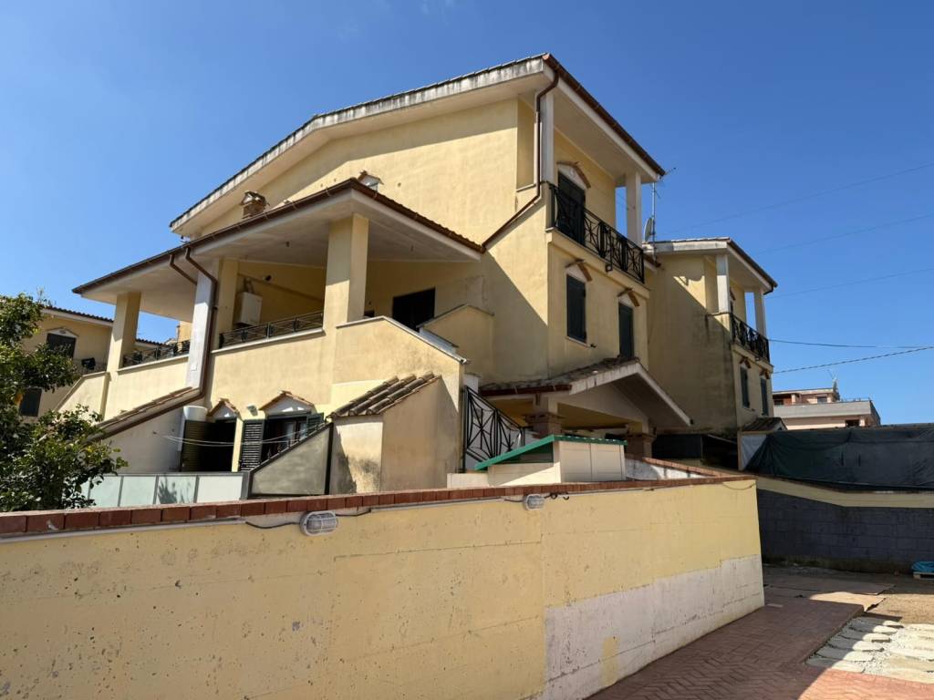 appartamento in vendita a Nettuno