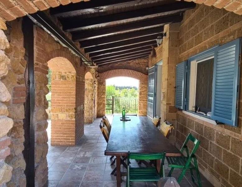 casa indipendente in vendita a Nettuno