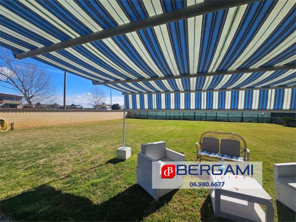 ufficio in vendita a Nettuno