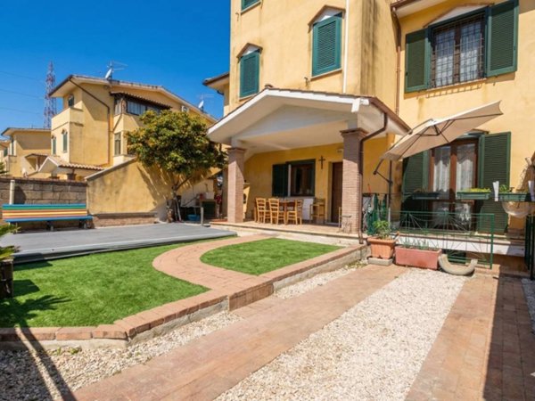 appartamento in vendita a Nettuno in zona Padiglione