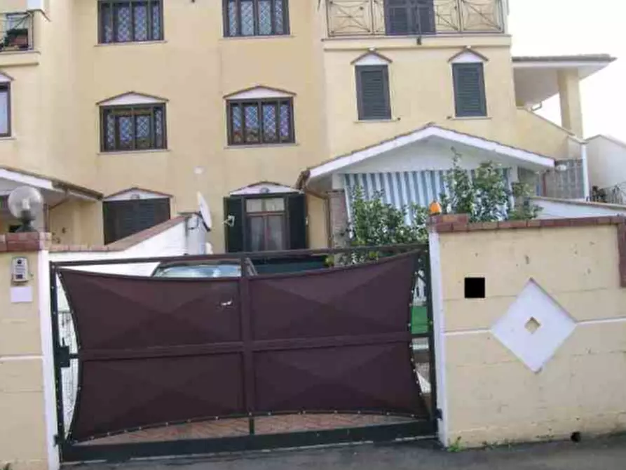 casa indipendente in vendita a Nettuno