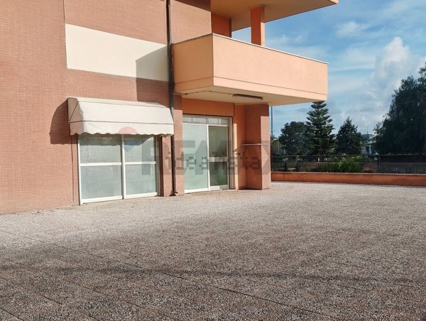 ufficio in vendita a Nettuno