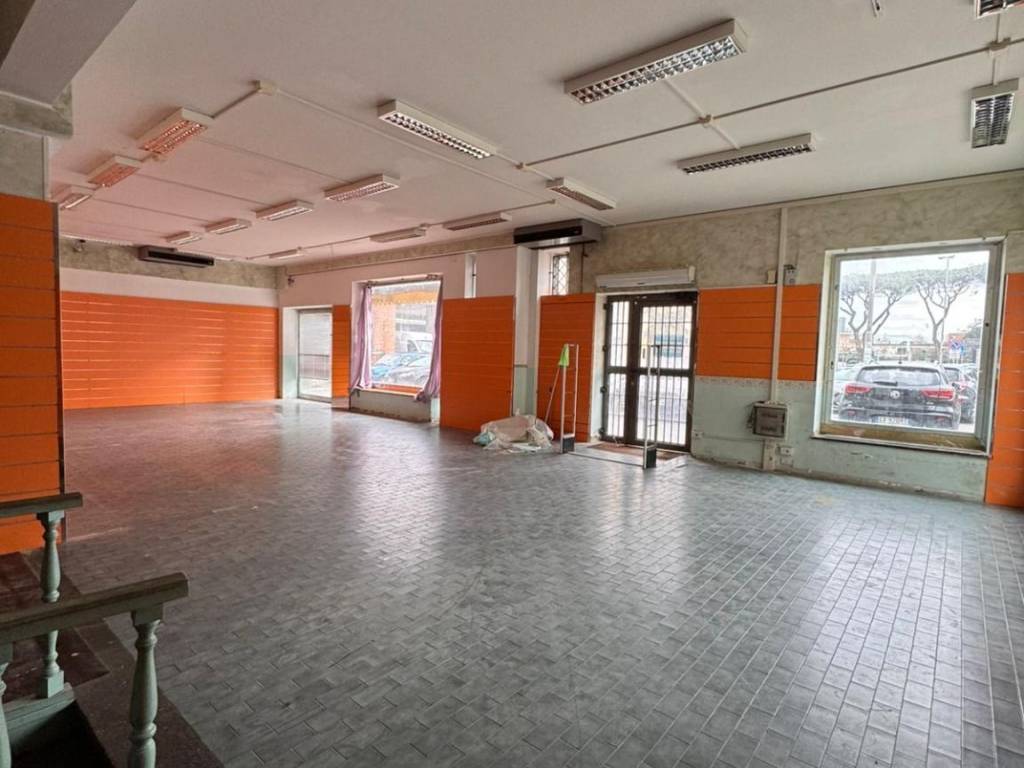 negozio in vendita a Nettuno