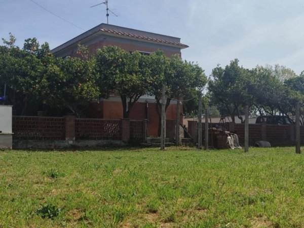 casa indipendente in vendita a Nettuno