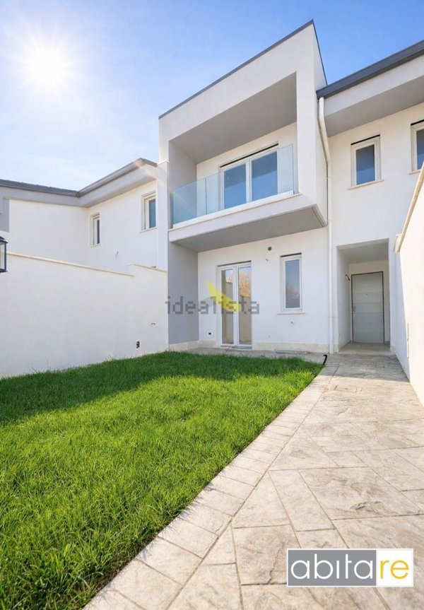 casa indipendente in vendita a Nettuno