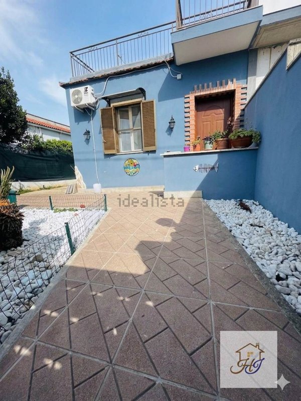 casa indipendente in vendita a Nettuno in zona Padiglione