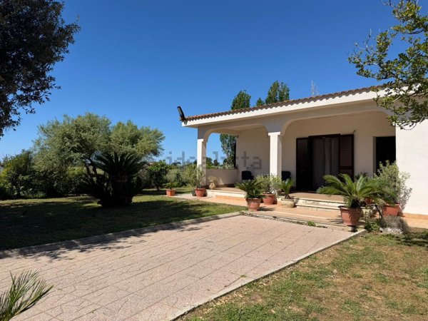 casa indipendente in vendita a Nettuno