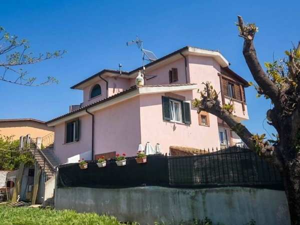 appartamento in vendita a Nettuno