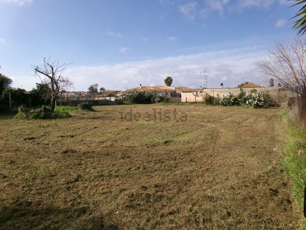 terreno in vendita a Nettuno