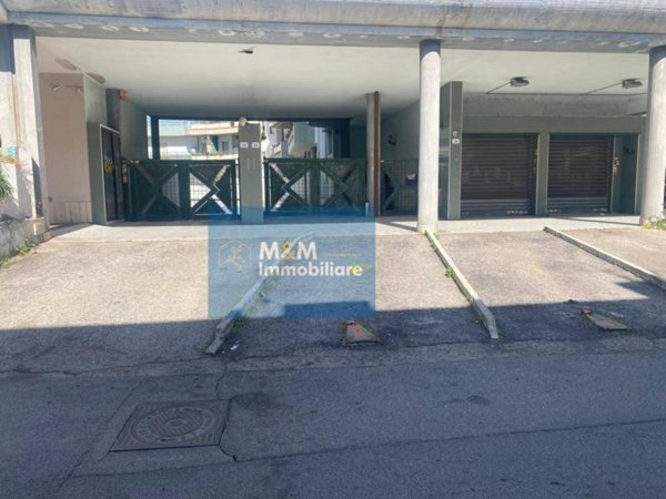 ufficio in vendita a Nettuno