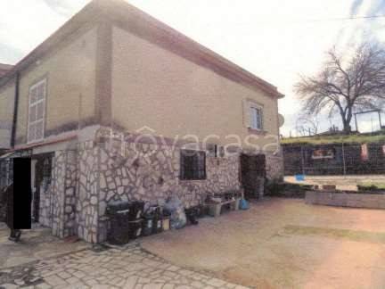 casa indipendente in vendita a Nettuno