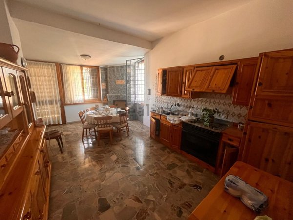 casa indipendente in vendita a Nettuno