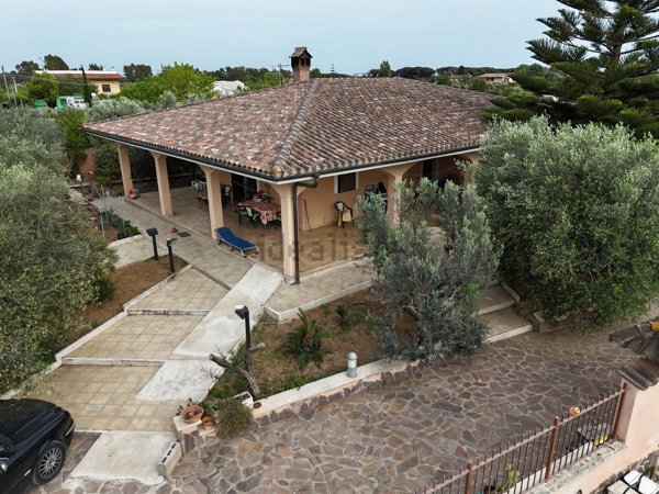 casa indipendente in vendita a Nettuno