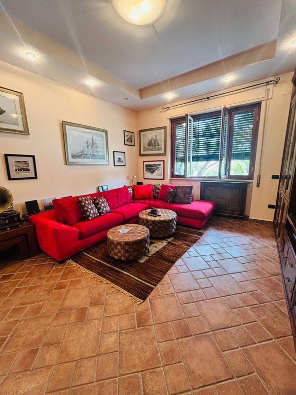 casa indipendente in vendita a Nettuno
