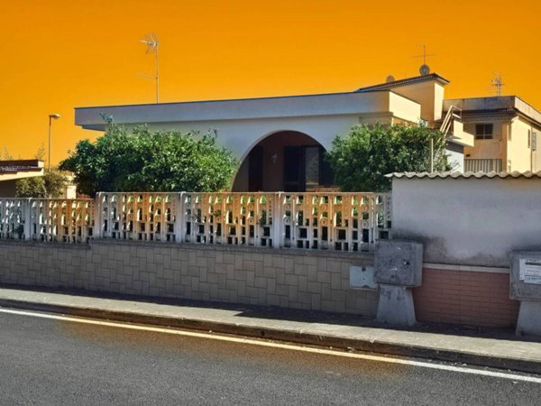 casa indipendente in vendita a Nettuno