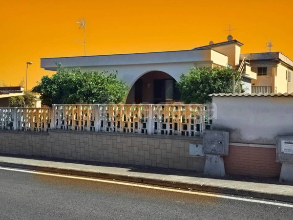 casa indipendente in vendita a Nettuno