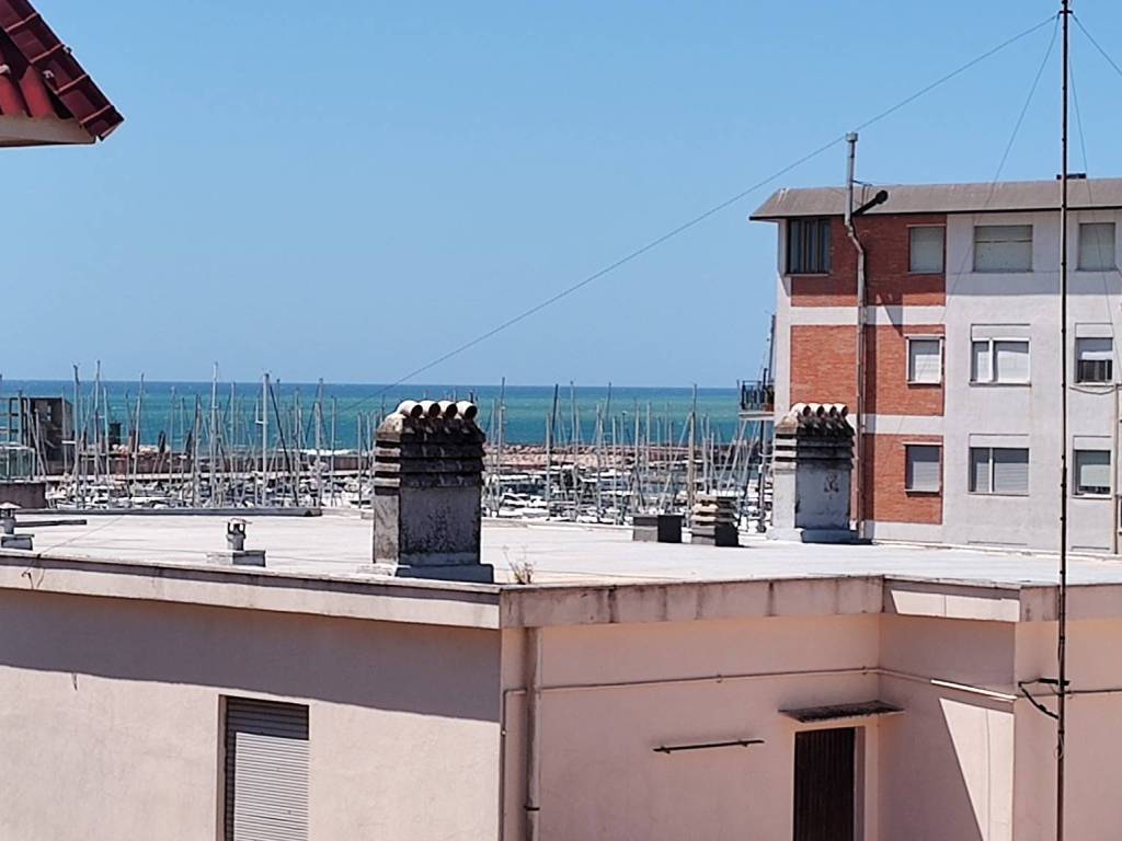 appartamento in vendita a Nettuno