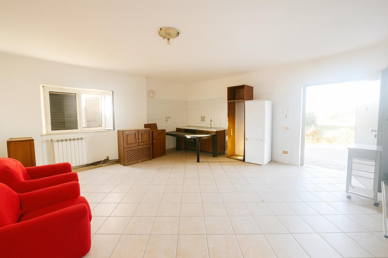 appartamento in vendita a Nettuno