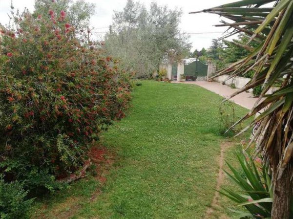 casa indipendente in vendita a Nettuno