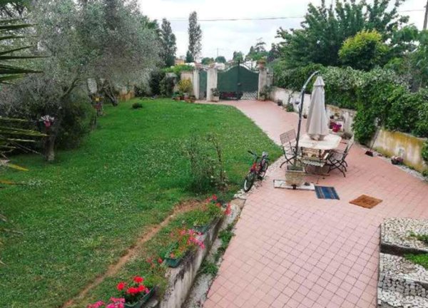 casa indipendente in vendita a Nettuno