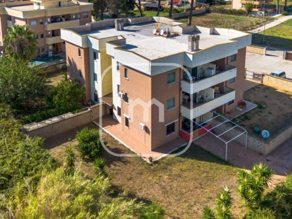 appartamento in vendita a Nettuno in zona Padiglione