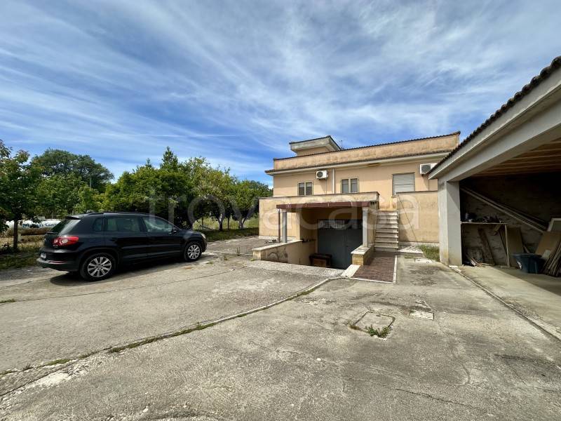 casa indipendente in vendita a Nettuno