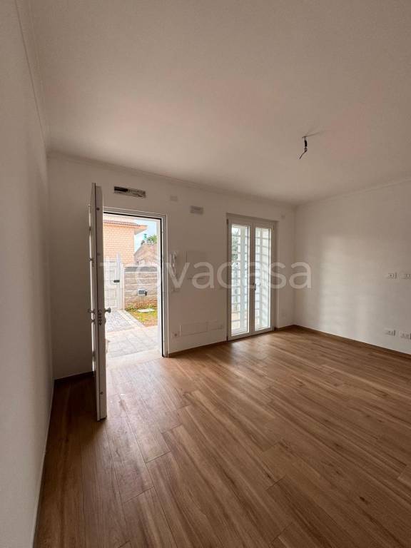 casa indipendente in vendita a Nettuno