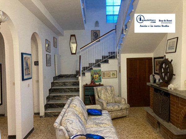 casa indipendente in vendita a Nettuno