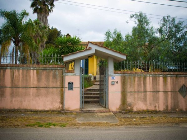 casa indipendente in vendita a Nettuno