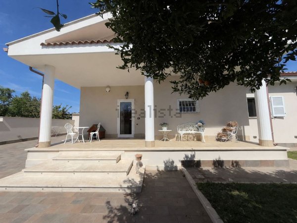 casa indipendente in vendita a Nettuno