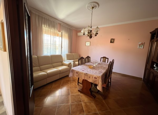 casa indipendente in vendita a Nettuno