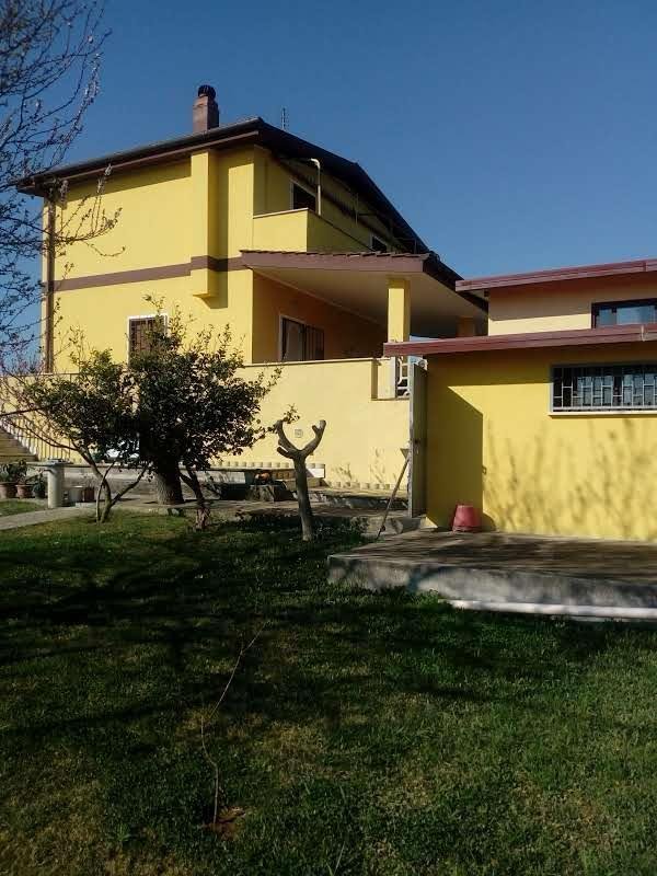 casa indipendente in vendita a Nettuno in zona Padiglione