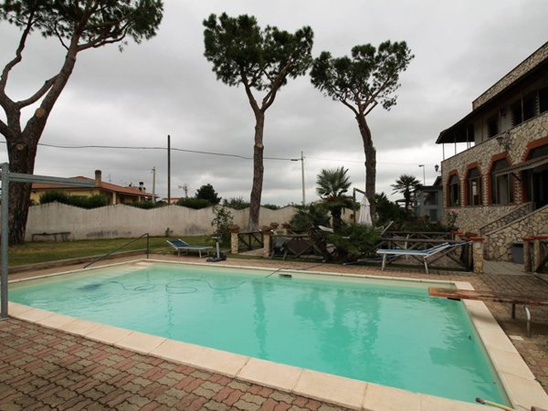 casa indipendente in vendita a Nettuno