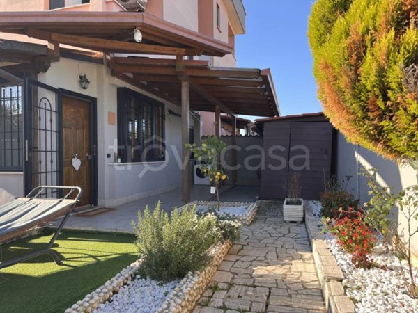 appartamento in vendita a Nettuno in zona Padiglione