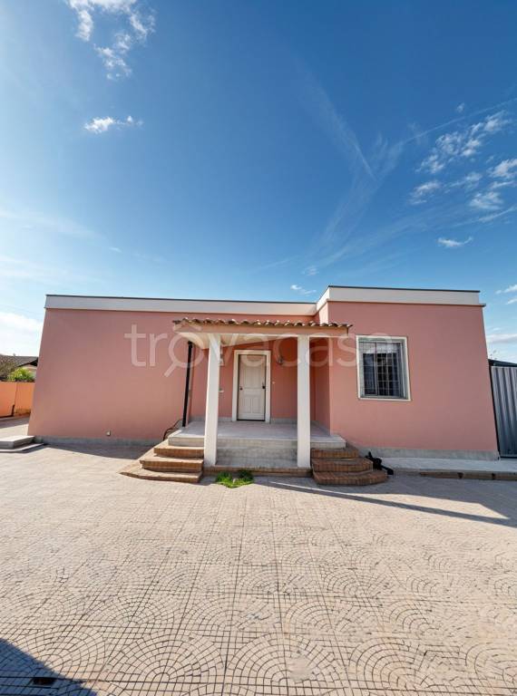 casa indipendente in vendita a Nettuno in zona Padiglione