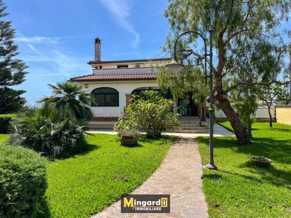 casa indipendente in vendita a Nettuno