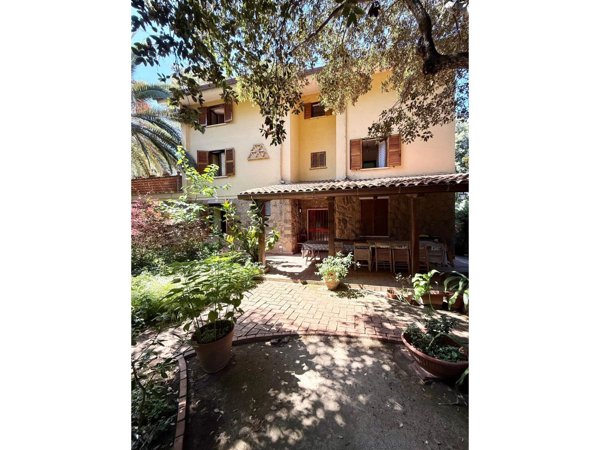 casa indipendente in vendita a Nettuno
