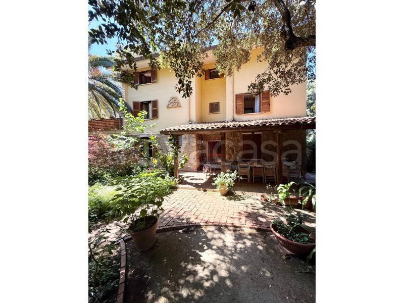 casa indipendente in vendita a Nettuno