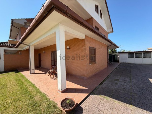 casa indipendente in vendita a Nettuno