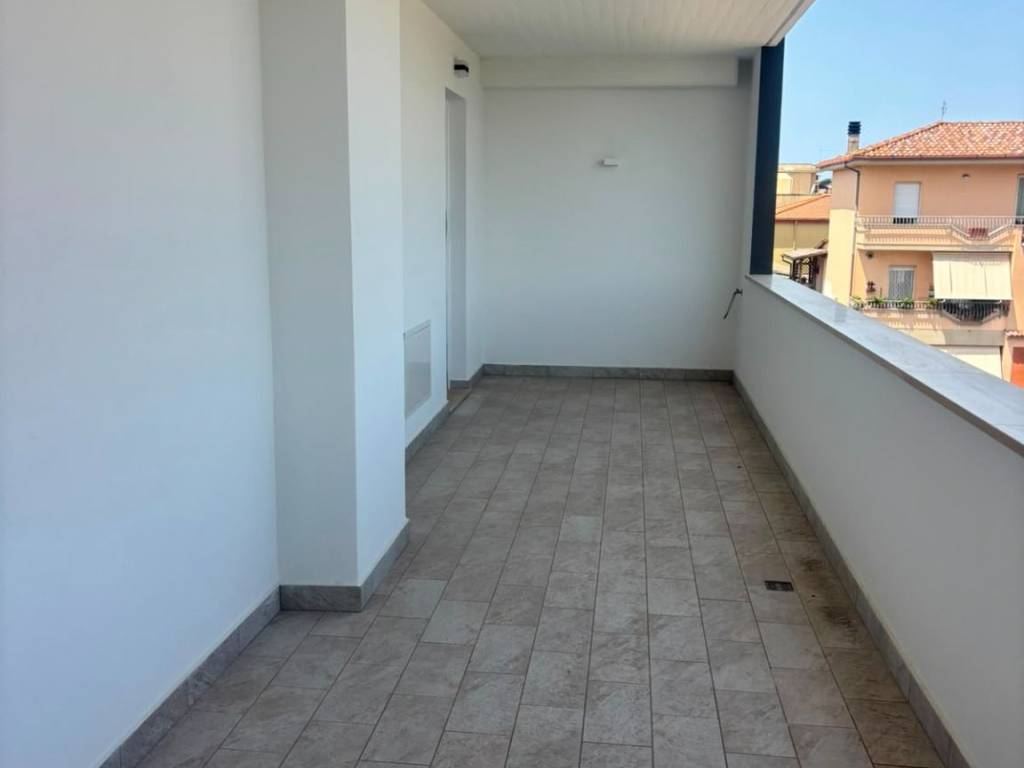 appartamento in vendita a Nettuno